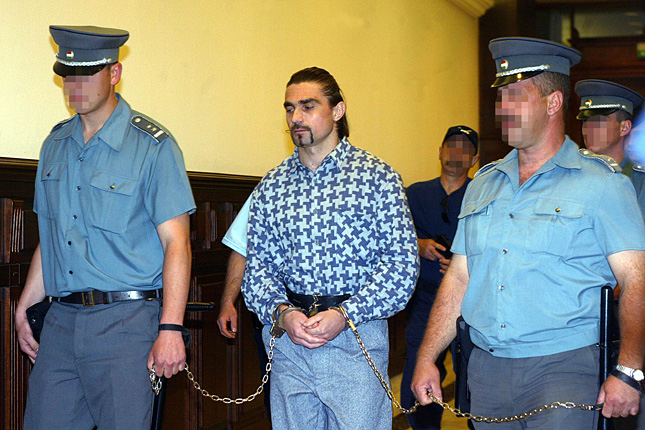 Il Whisky Robber in manette Attila Ambrus